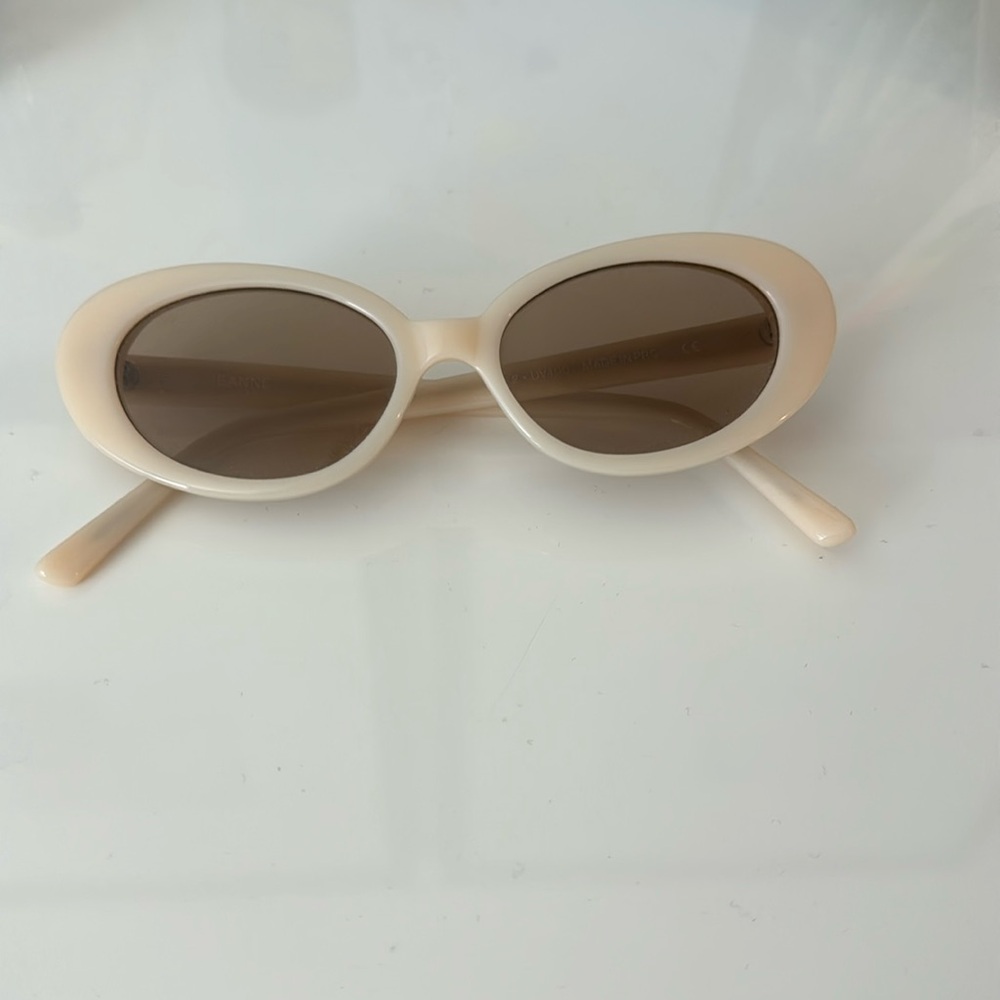 LU Goldie “Jeanne” sunglasses in ivory